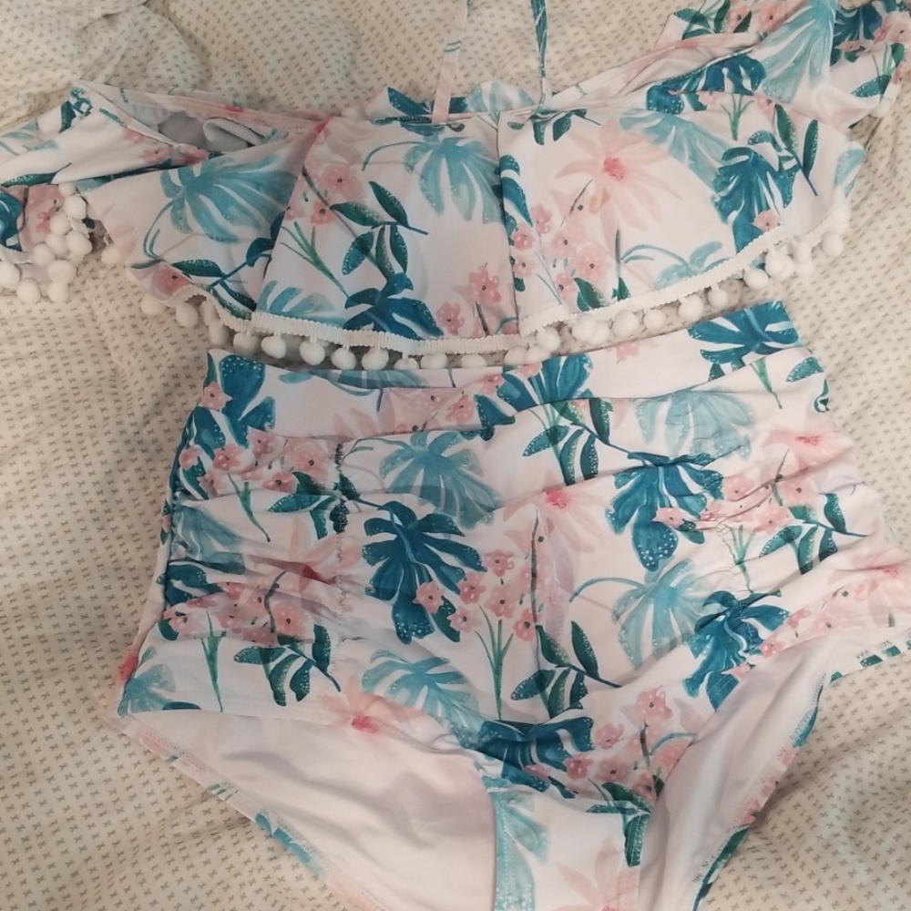 NEW Off shoulder high waisted bikini